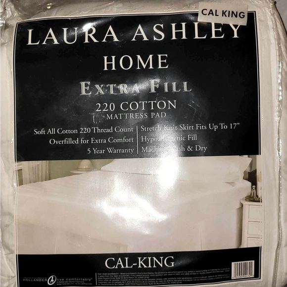 Laura Ashley- Cali- king mattress pad - Picture 1 of 1